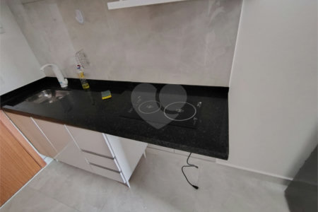 Apartamento à venda com 1 quarto em Vila Mazzei, São Paulo, SP