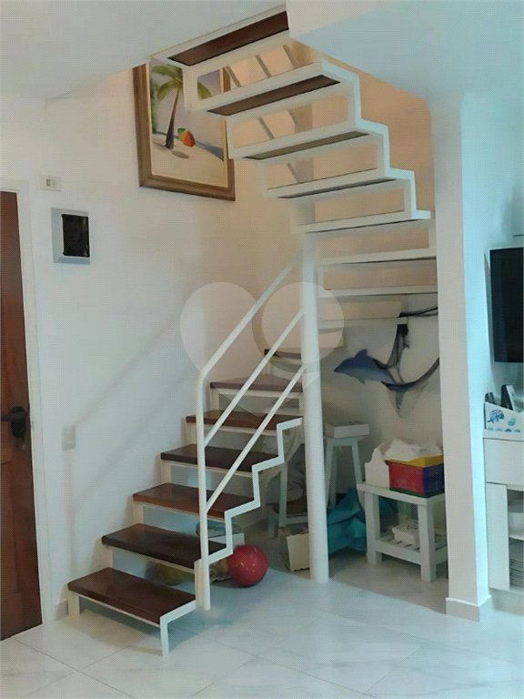 Duplex à venda com 2 quartos, sendo 1 suíte, em Riviera, Bertioga, SP