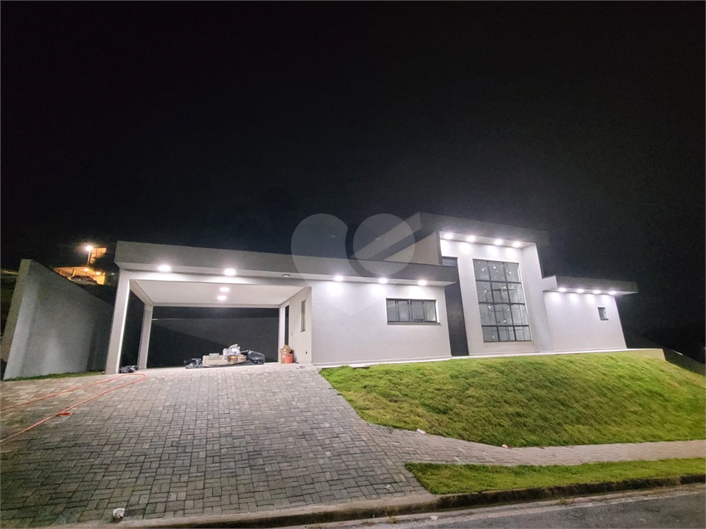 Casa à venda com 3 quartos, sendo 1 suíte, em Condominio Quintas da Boa Vista, Atibaia, SP