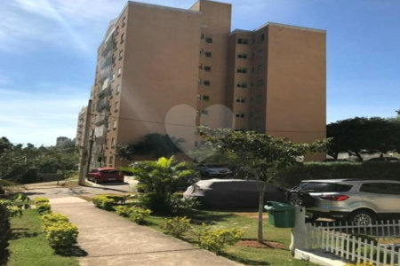 Apartamento à venda com 3 quartos, sendo 1 suíte,  em Jardim Luísa, São Paulo, SP