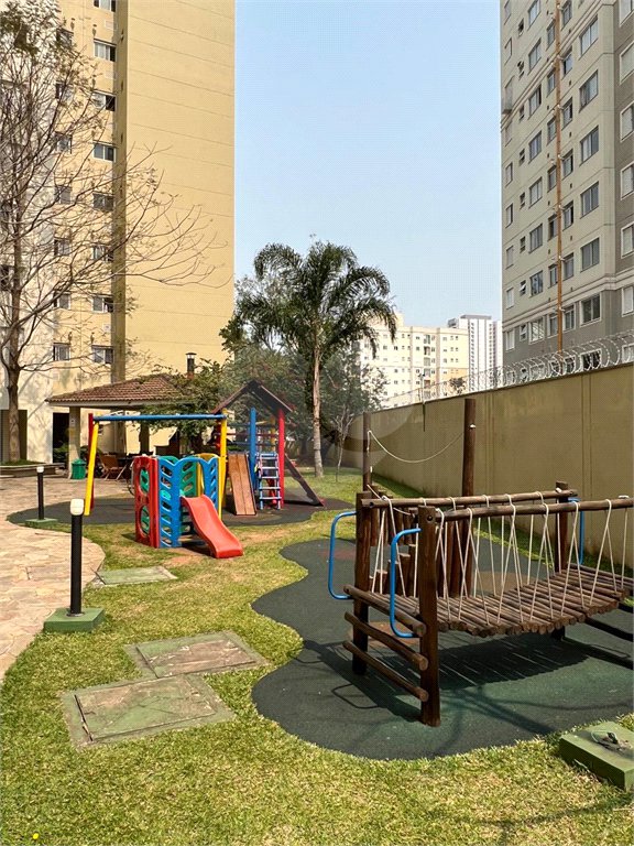 Apartamento à venda com 3 quartos, sendo 1 suíte,  em Parque Reboucas, São Paulo, SP