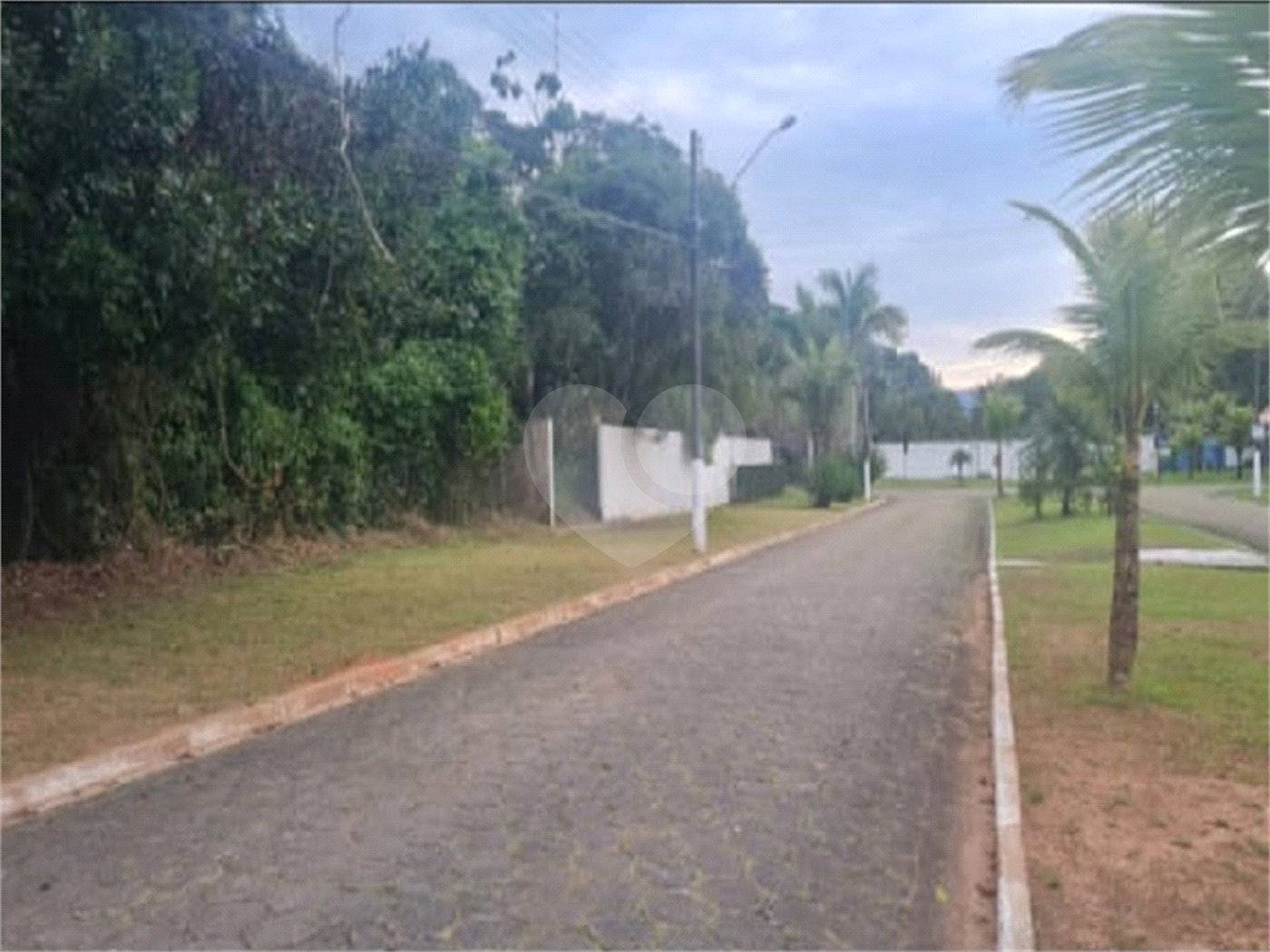 Terreno à venda em Jardim Barra de Jangadas, Peruíbe, SP