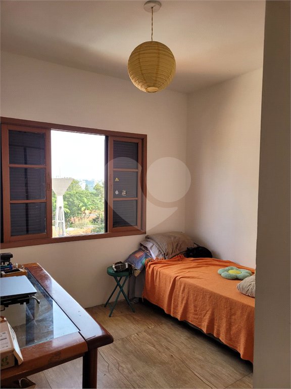 Sobrado à venda com 4 quartos, sendo 2 suítes,  em Vila Madalena, São Paulo, SP