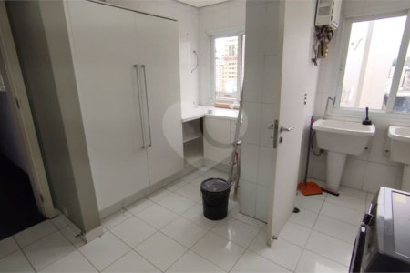 Á venda Apartamento Alto Padrão 5 suítes / 8 vagas 522m² Vila Nova Conceição