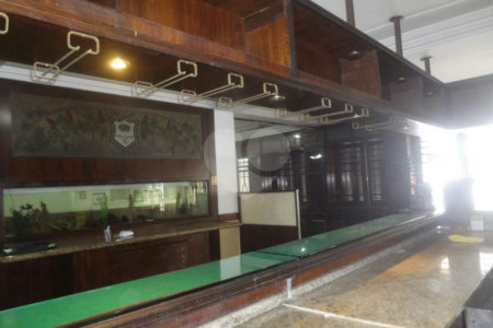 Rua Treze de Maio, prédio para restaurante ou casa noturna, à venda