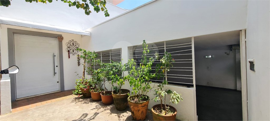 Sobrado à venda com 5 quartos, sendo 4 suítes, em Brooklin Velho, São Paulo, SP