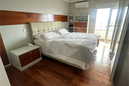 Apartamento à venda com 4 quartos, sendo 3 suítes,  em Real Parque, São Paulo, SP