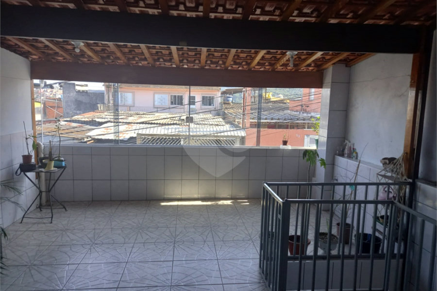 Sobrado à venda com 4 quartos, sendo 1 suíte, em Jardim Peri, São Paulo, SP