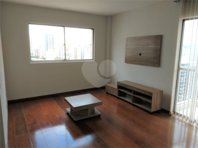 Apartamento para alugar com 2 quartos, sendo 1 suíte, em Campo Belo, São Paulo, SP