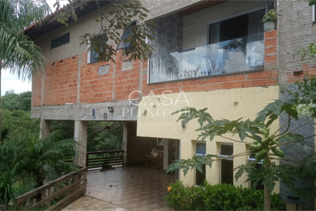 Chácara à venda com 5 quartos, sendo 1 suíte, em Olhos D´água, Mairinque, SP