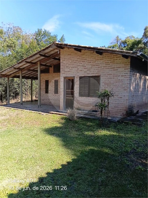 Chácara à venda com 3 quartos, sendo 1 suíte, no Centro (canguera), São Roque, SP