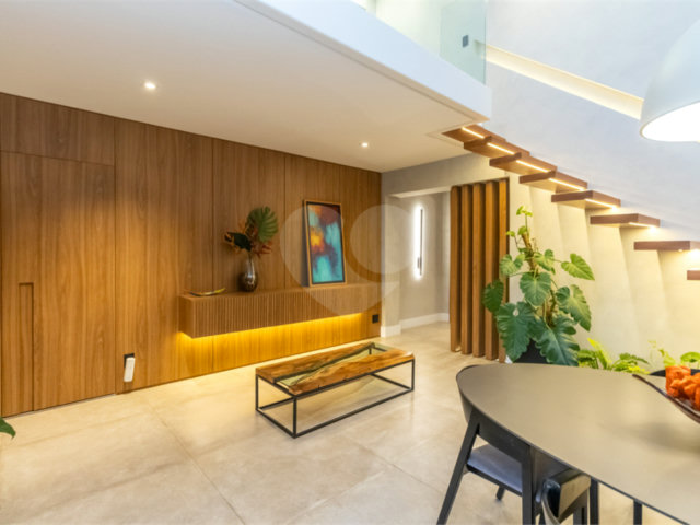 Duplex à venda com 3 suítes em Campo Belo, São Paulo, SP