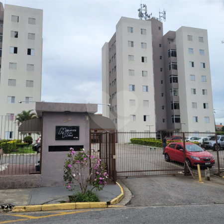 Apartamento à venda com 2 quartos em Vila Júlia, Poá, SP