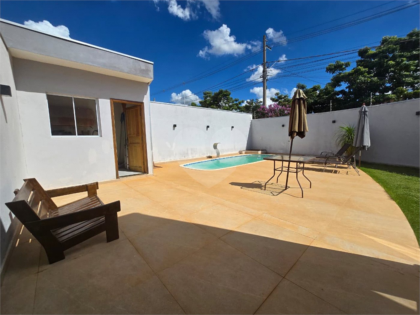 Casa à venda com 3 quartos, sendo 1 suíte,  em Portal dos Pinheiros II, Itapetininga, SP