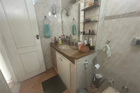 Apartamento à venda com 2 quartos, sendo 1 suíte, em Laranjeiras, Rio de Janeiro, RJ