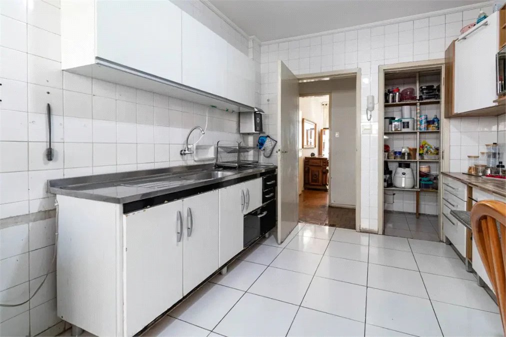 Apartamento à venda com 3 suítes em Jardim Paulista, São Paulo, SP