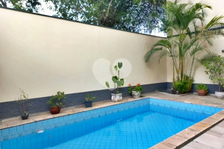 Sobrado à venda com 4 quartos, sendo 2 suítes,  em Água Fria, São Paulo, SP