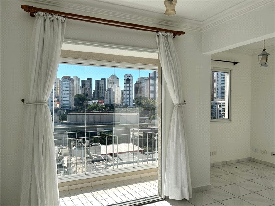 Apartamento à venda com 2 quartos, sendo 1 suíte, em Vila Andrade, São Paulo, SP