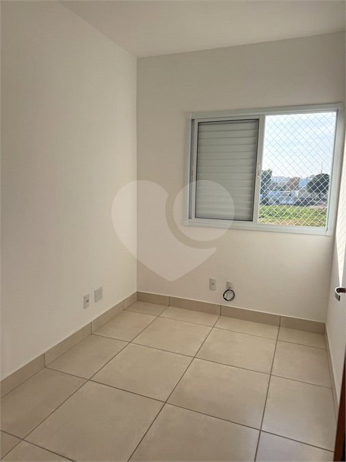 Apartamento para alugar com 3 quartos, sendo 1 suíte, em Vila Norma, Salto, SP