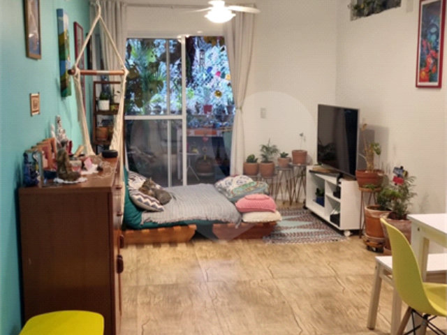 Apartamento à venda com 3 quartos, sendo 2 suítes,  em Panamby, São Paulo, SP