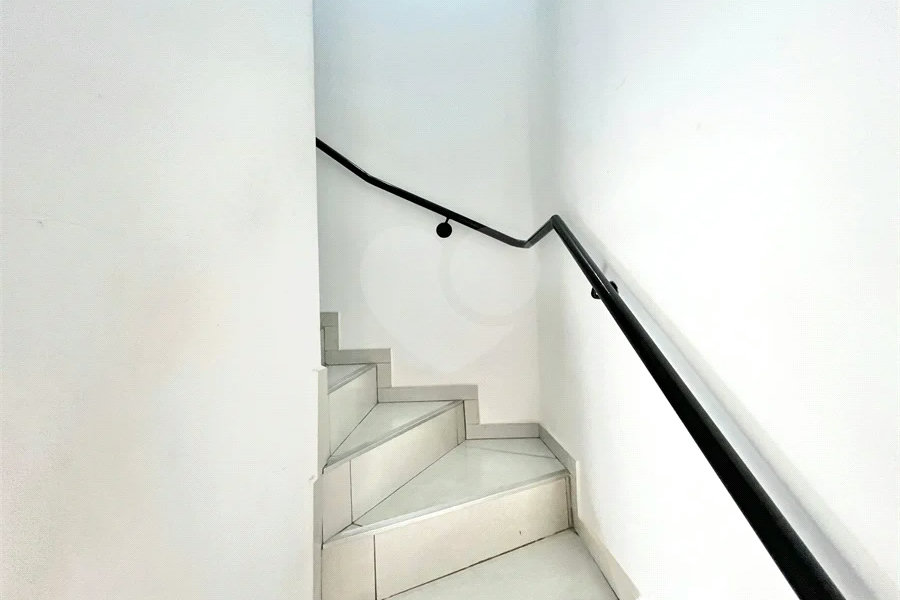 Casa à venda com 2 suítes no condomínio Residêncial Antuérpia, São Paulo - SP