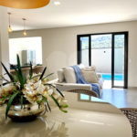 Casa à venda com 3 quartos, sendo 2 suítes, no condomínio Residencial Marchant Buarque, Atibaia - SP