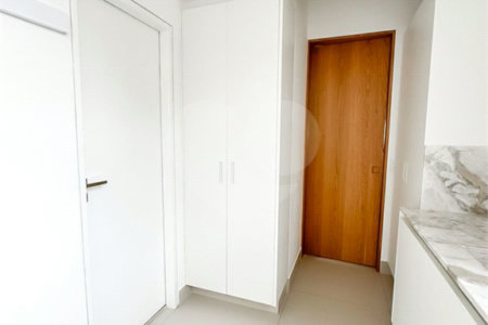 Apartamento à venda com 4 suítes em Vila Cordeiro, São Paulo, SP