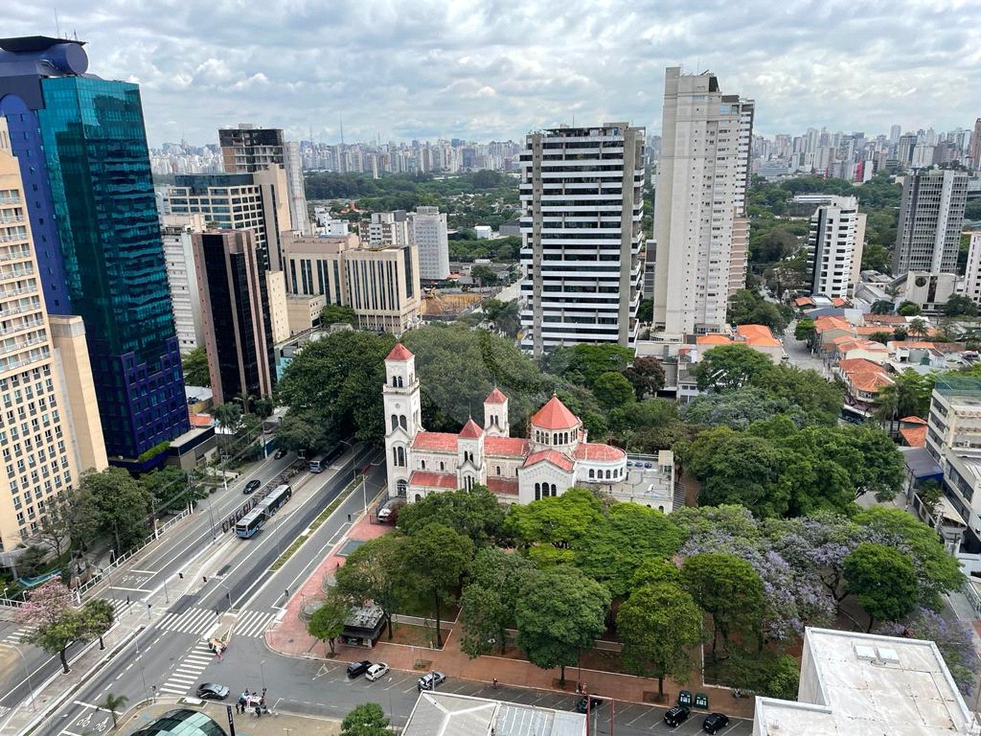 Apartamento à venda com 1 quarto em Indianópolis, São Paulo, SP