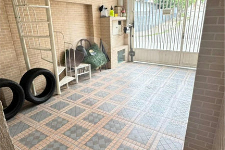 Sobrado à venda com 4 quartos em Interlagos, São Paulo, SP