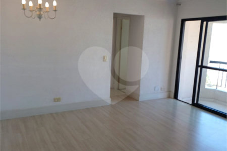 Apartamento à venda com 2 quartos, sendo 1 suíte, em Vila Hamburguesa, São Paulo, SP