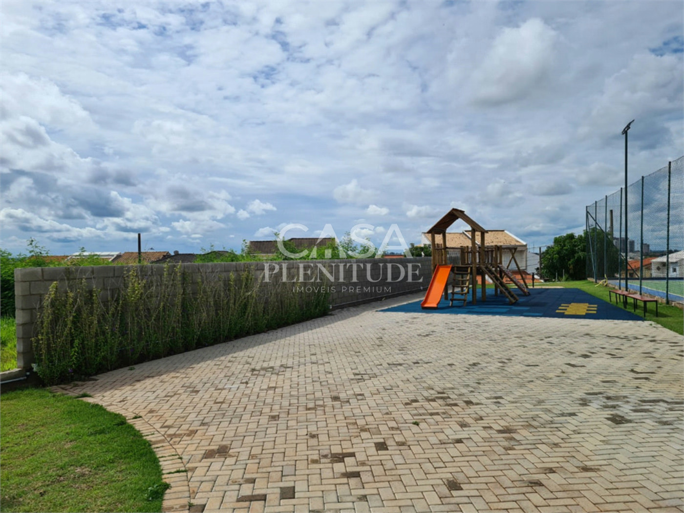 Terreno em condomínio à venda em Jardim Vila São Domingos, Sorocaba, SP