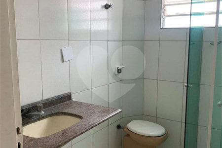 Sobrado à venda com 3 quartos em Vila Progredior, São Paulo, SP