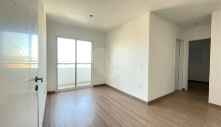 Apartamento à venda com 2 quartos, sendo 1 suíte,  em Vila Hortência, Sorocaba, SP