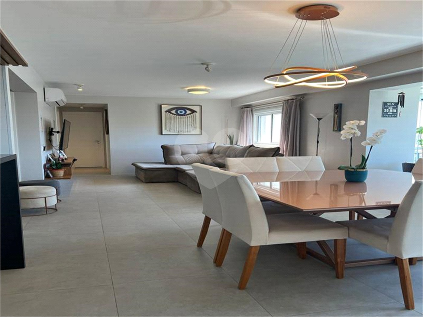 Apartamento à venda com 3 suítes em Jardim Caboré, São Paulo, SP