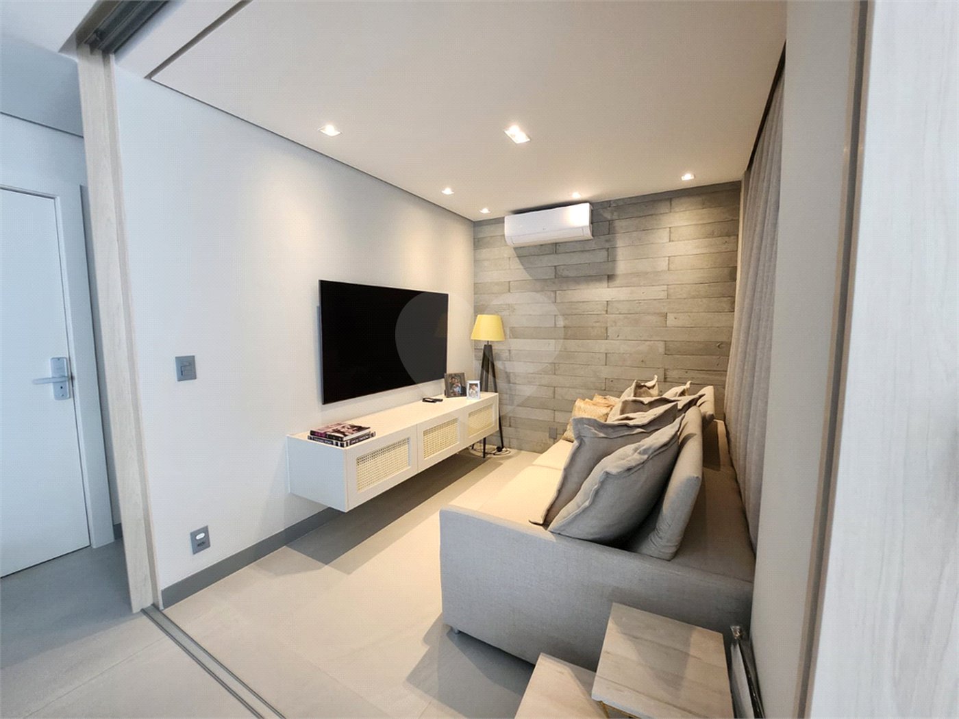Apartamento à venda com 4 suítes em Jardim das Acácias, São Paulo, SP