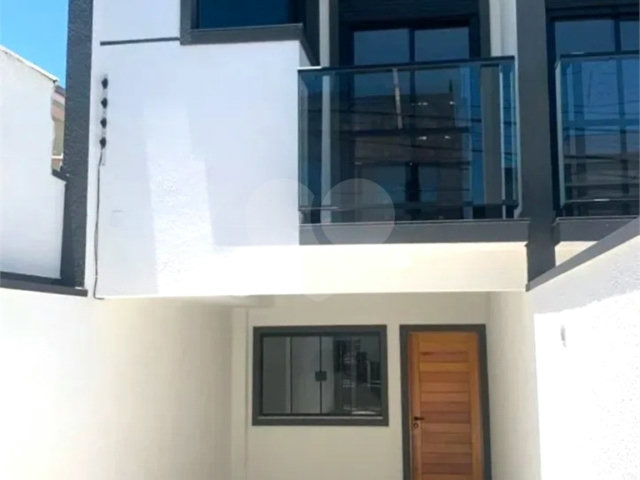Sobrado à venda com 3 quartos, sendo 1 suíte,  em Jardim Maristela, São Paulo, SP