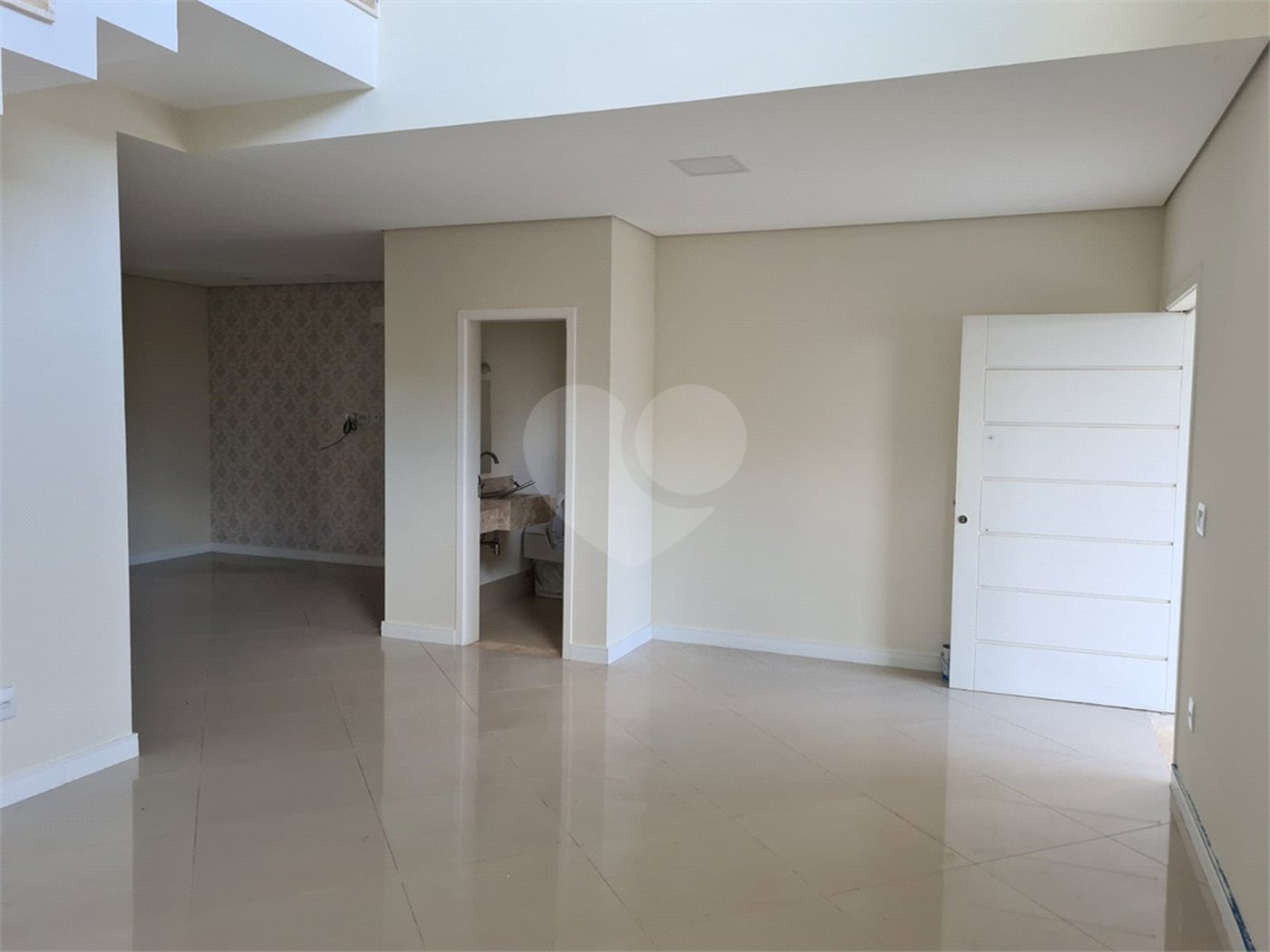 Casa à venda com 3 suítes no condomínio Reserva da Mata, Vinhedo - SP