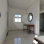Casa à venda com 3 quartos, sendo 1 suíte, no condomínio Figueira Garden, Atibaia - SP
