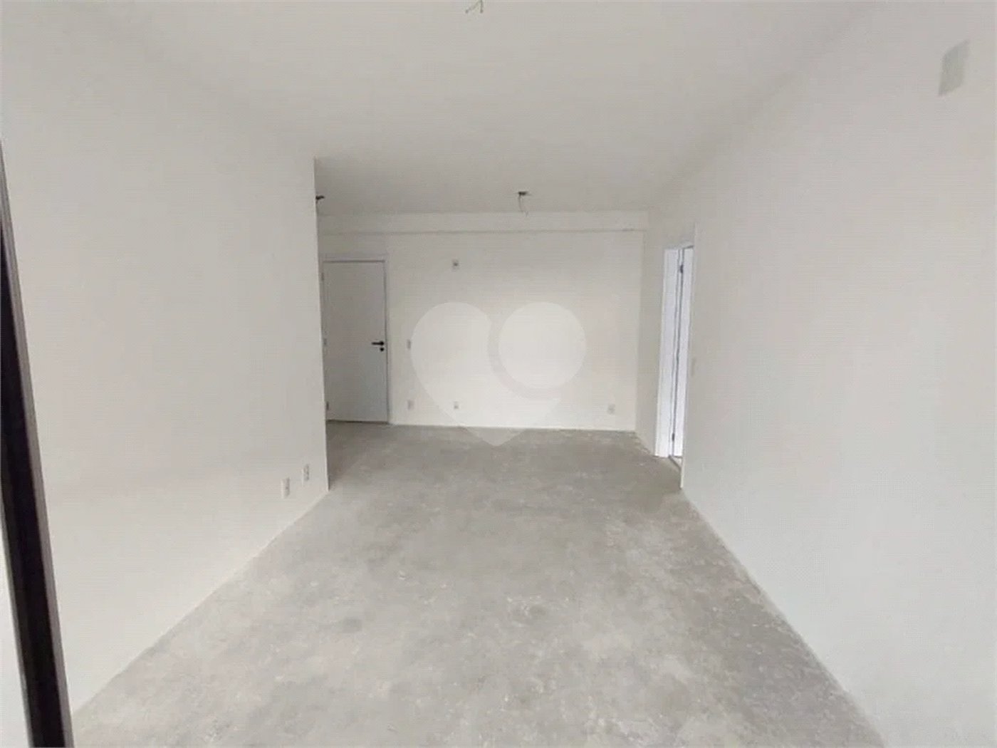 Apartamento novo com 129m² na Mooca com 2 suítes e 2 vagas.