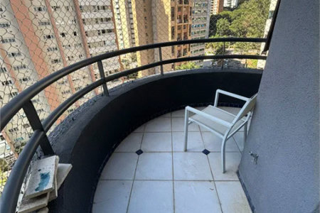 Apartamento à venda ou para alugar com 1 suíte em Vila Suzana, São Paulo, SP