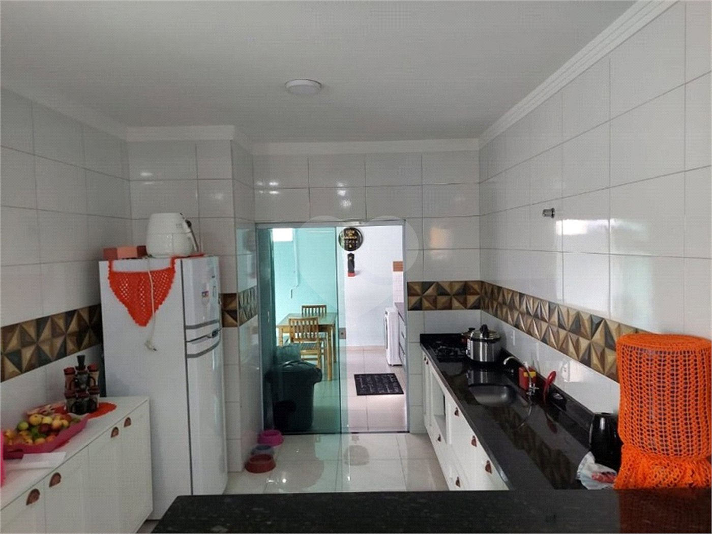Casa à venda com 3 quartos, sendo 1 suíte,  no condomínio Golden Park Residence II, Sorocaba - SP