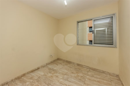 Apartamento à venda com 3 quartos, sendo 1 suíte, em Saúde, São Paulo, SP