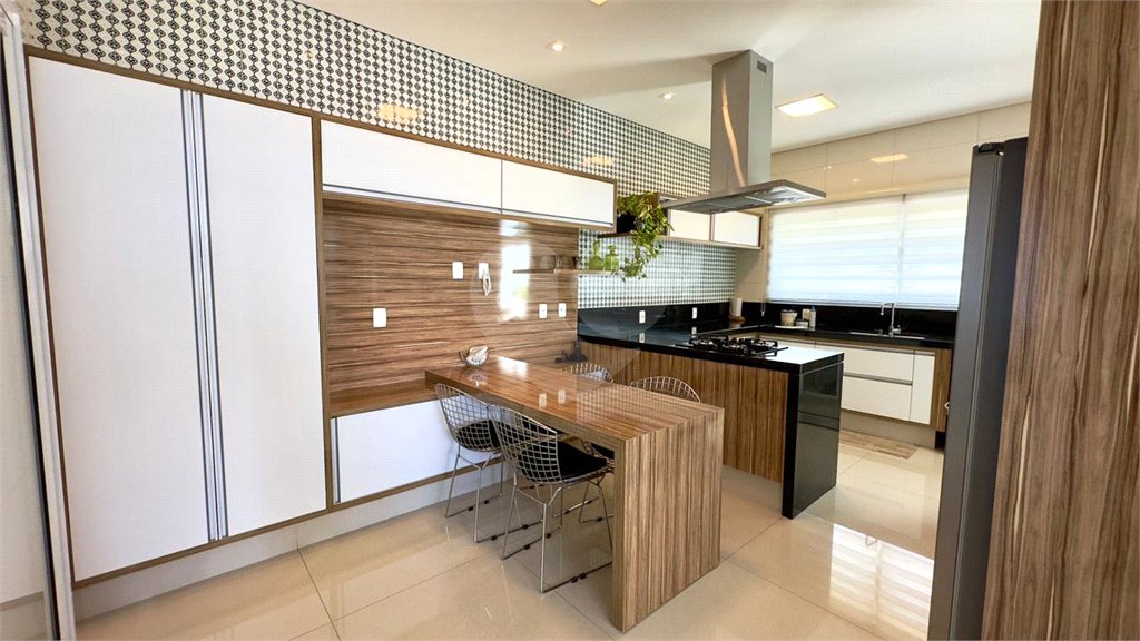 Casa à venda com 4 suítes no condomínio Residencial Maison Du Parc, Indaiatuba - SP