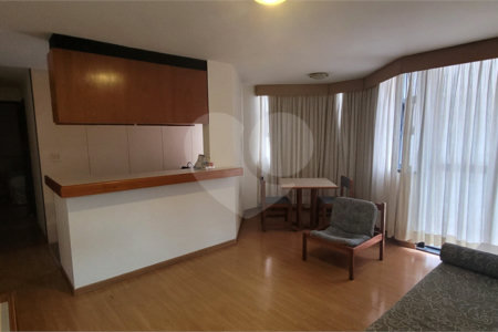Apartamento à venda com 1 quarto em Campo Belo, São Paulo, SP