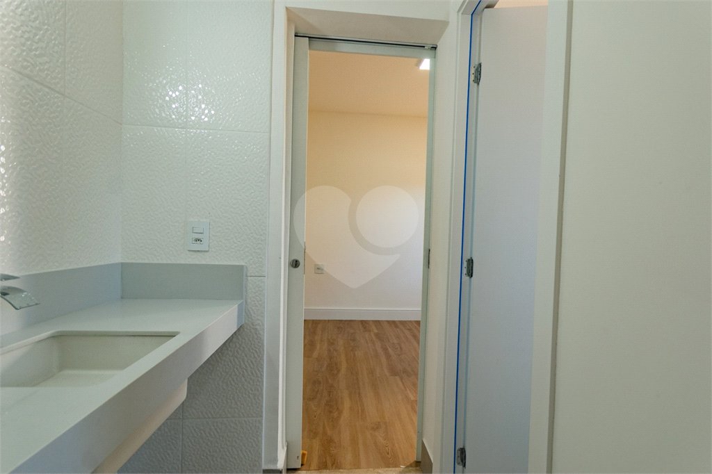 Casa à venda com 3 suítes no condomínio Residencial Mont'alcino, Valinhos - SP