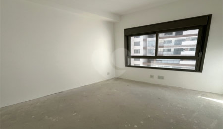 Apartamento à venda com 3 quartos, sendo 1 suíte,  em Jardim Prudência, São Paulo, SP