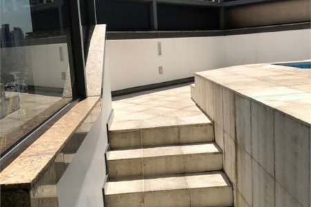 Cobertura à venda com 5 quartos, sendo 3 suítes, em Vila Andrade, São Paulo, SP