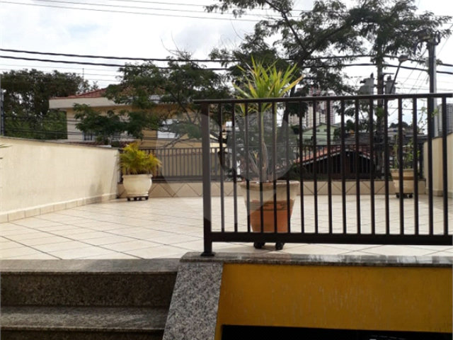 Sobrado à venda com 3 quartos, sendo 1 suíte,  em Jardim Santa Mena, Guarulhos, SP