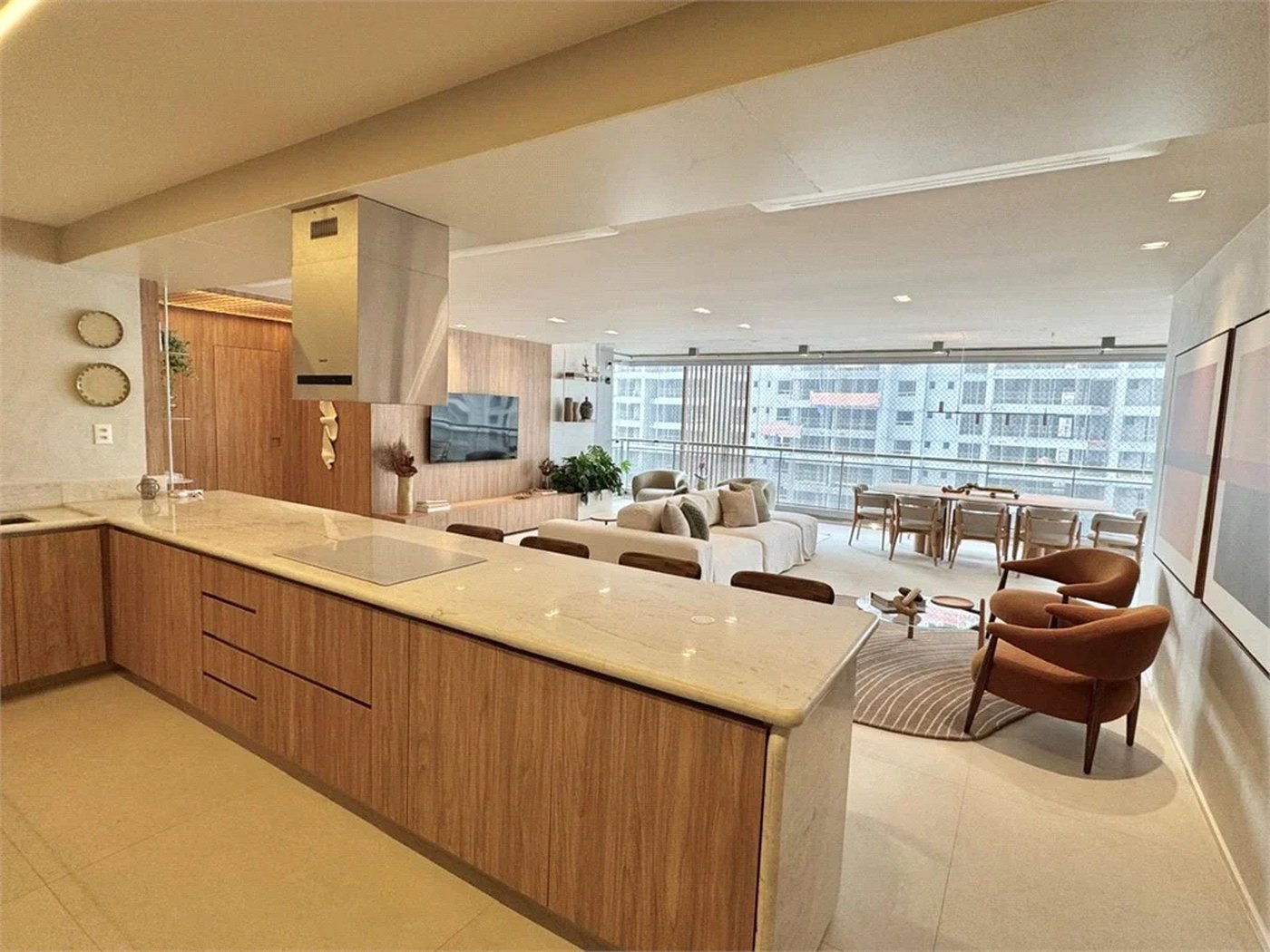 Apartamento à venda com 3 suítes em Jardim das Acácias, São Paulo, SP