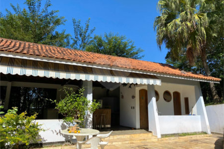 Sítio à venda com 4 quartos, sendo 3 suítes, em Aguas de Igaratá, Igaratá, SP